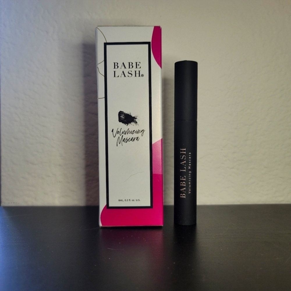 Babe Lash Volumizing Mascara